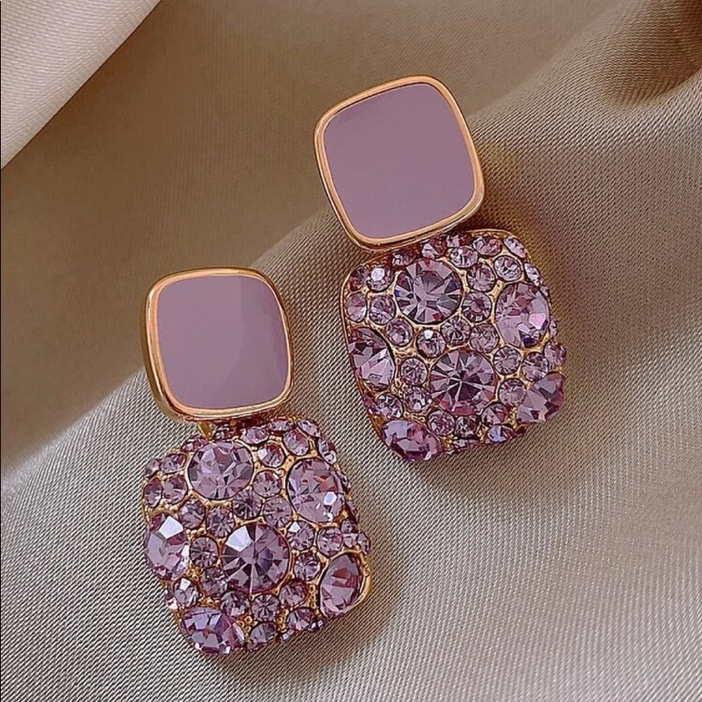 Brand new earring
